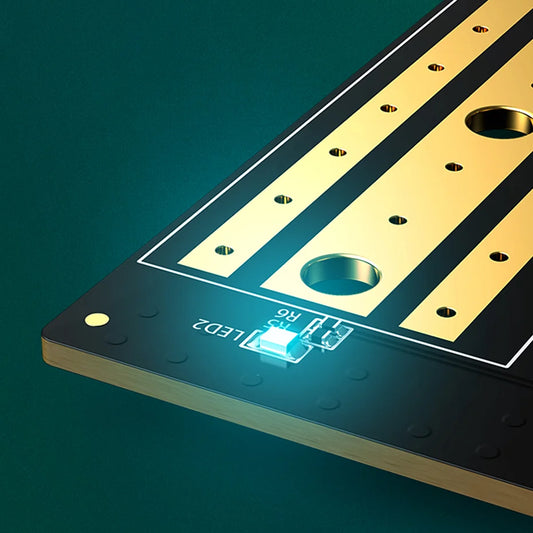 SSD-grensesnittadapter UGREEN CM302 (70504), NVMe M.2 / SATA - PCIe 3.0 X4