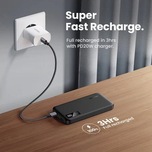 UGREEN PB311 Eksternt batteri, 10000 mAh, 22,5 W, QC + PD, 1 x USB-C - 2 x USB-A, svart