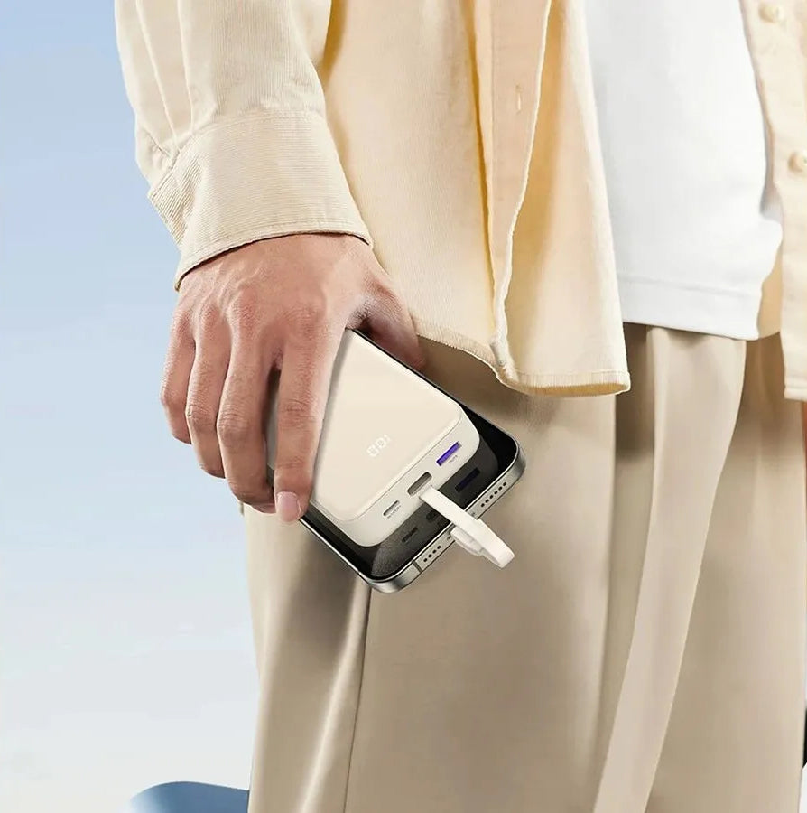 Ekstern batteri UGREEN PB521, 20000mAh, 30W, QC + PD, 1 x USB-A - 2 x USB-C, Hvit