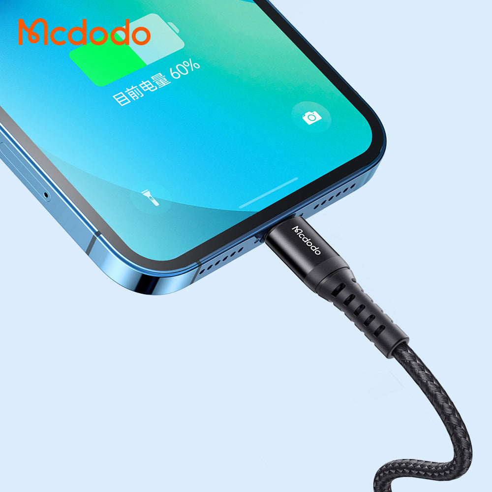 Data- og ladekabel USB-A - Lightning McDodo CA-2261, 18W, 1m, Svart