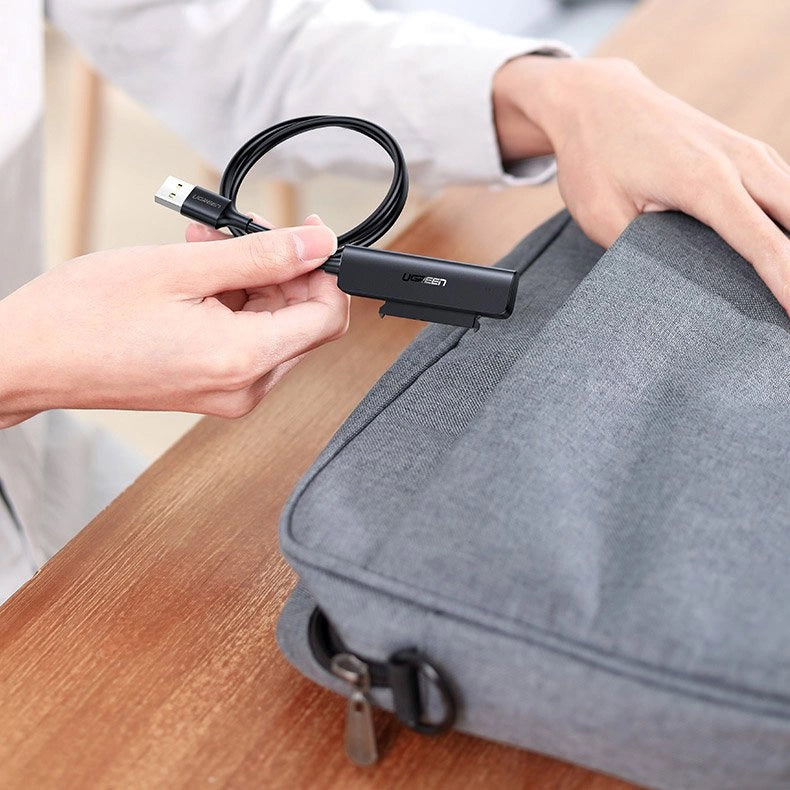 UGREEN CM321 SATA-kabel, USB-A 3.0 - SATA 2.5 tommer, 0.5m, Svart