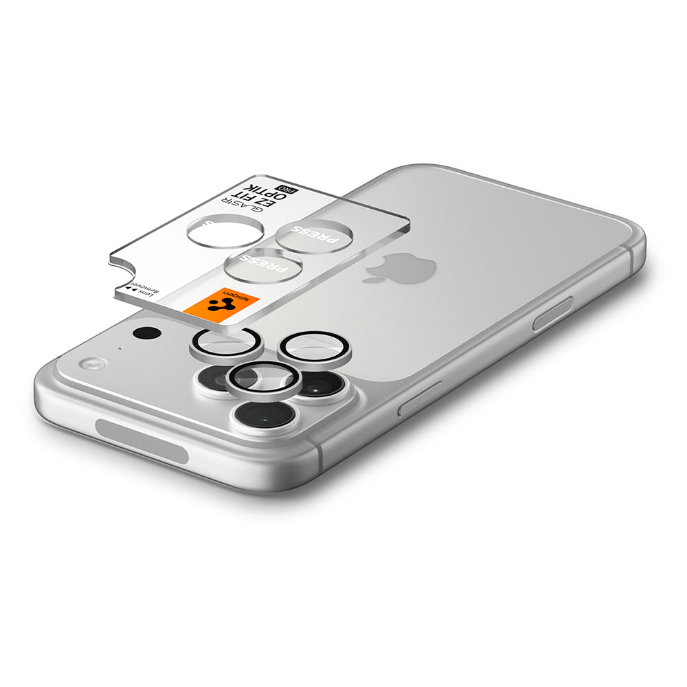 Bakre kameralinsebeskyttelse Spigen GlastR EZ FIT Optik Pro for Apple iPhone 18 Pro / 18 Pro Max, Herdet glass, Sett med 2 stk, Sølv