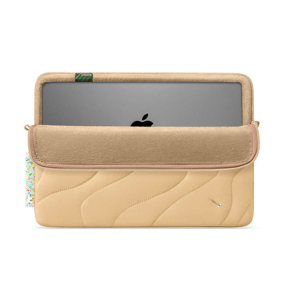 Tomtoc Terra etui for 15-tommers laptop, krem