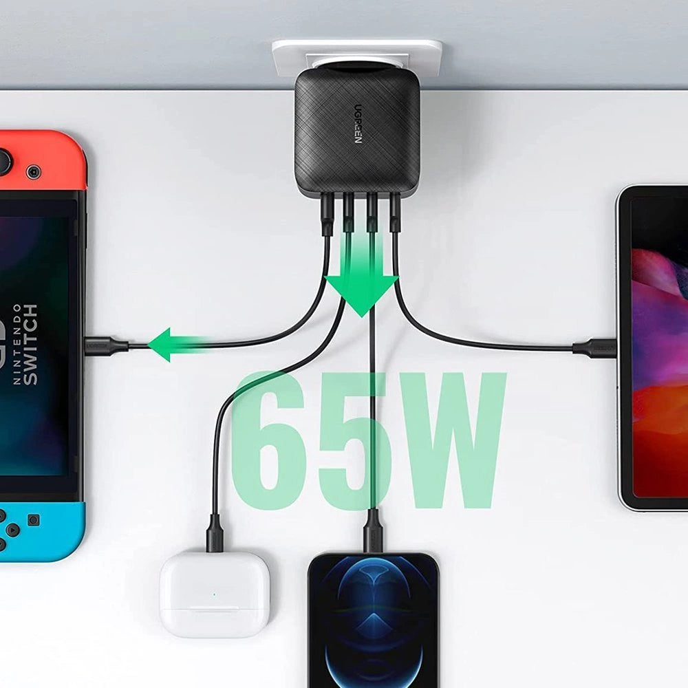 Nettverkslader UGREEN CD104, 65W, 3A, 1 x USB-A - 3 x USB-C, svart