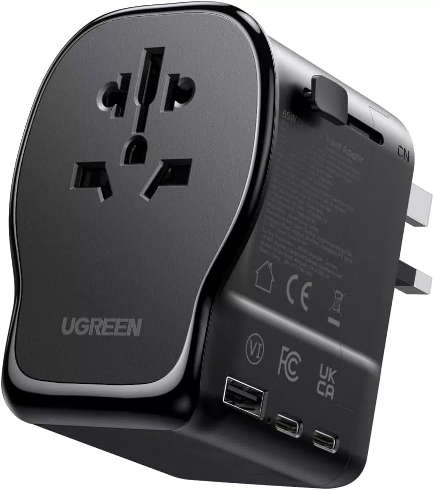 UGREEN Travel S550 nettadapter (55001), 65W, 3,25A, 1 x USB-A - 2 x USB-C, svart
