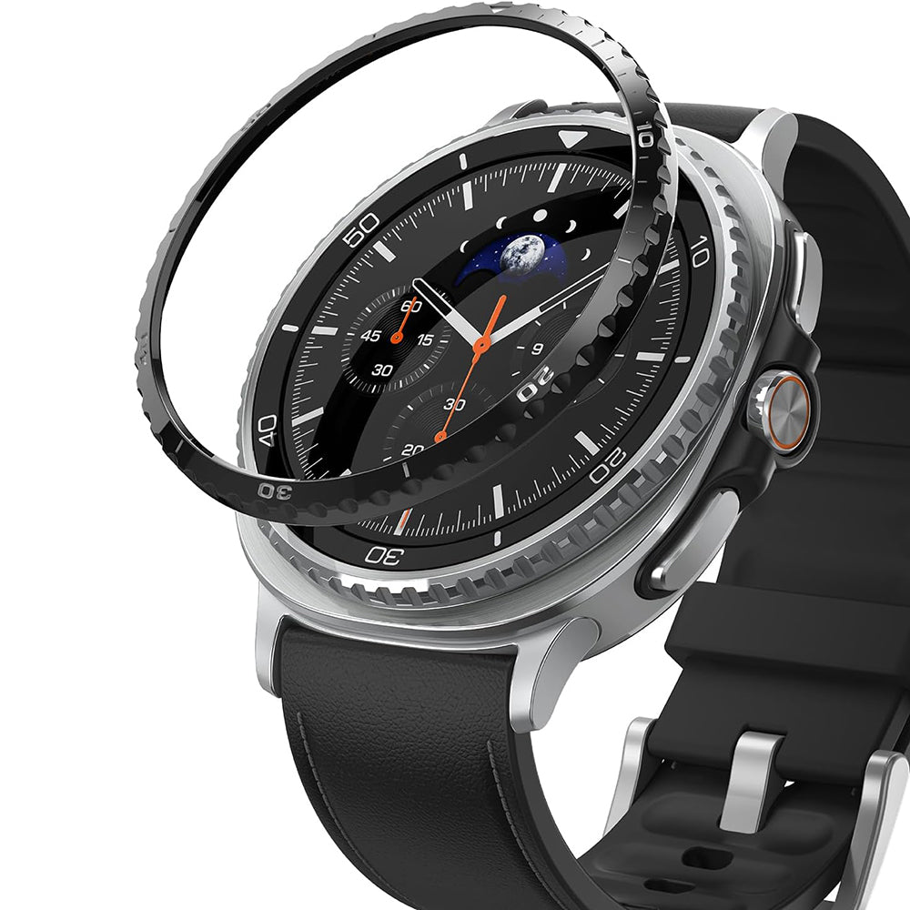 Ringke Inner Styling beskyttelsesramme for Samsung Galaxy Watch8 Classic, Svart