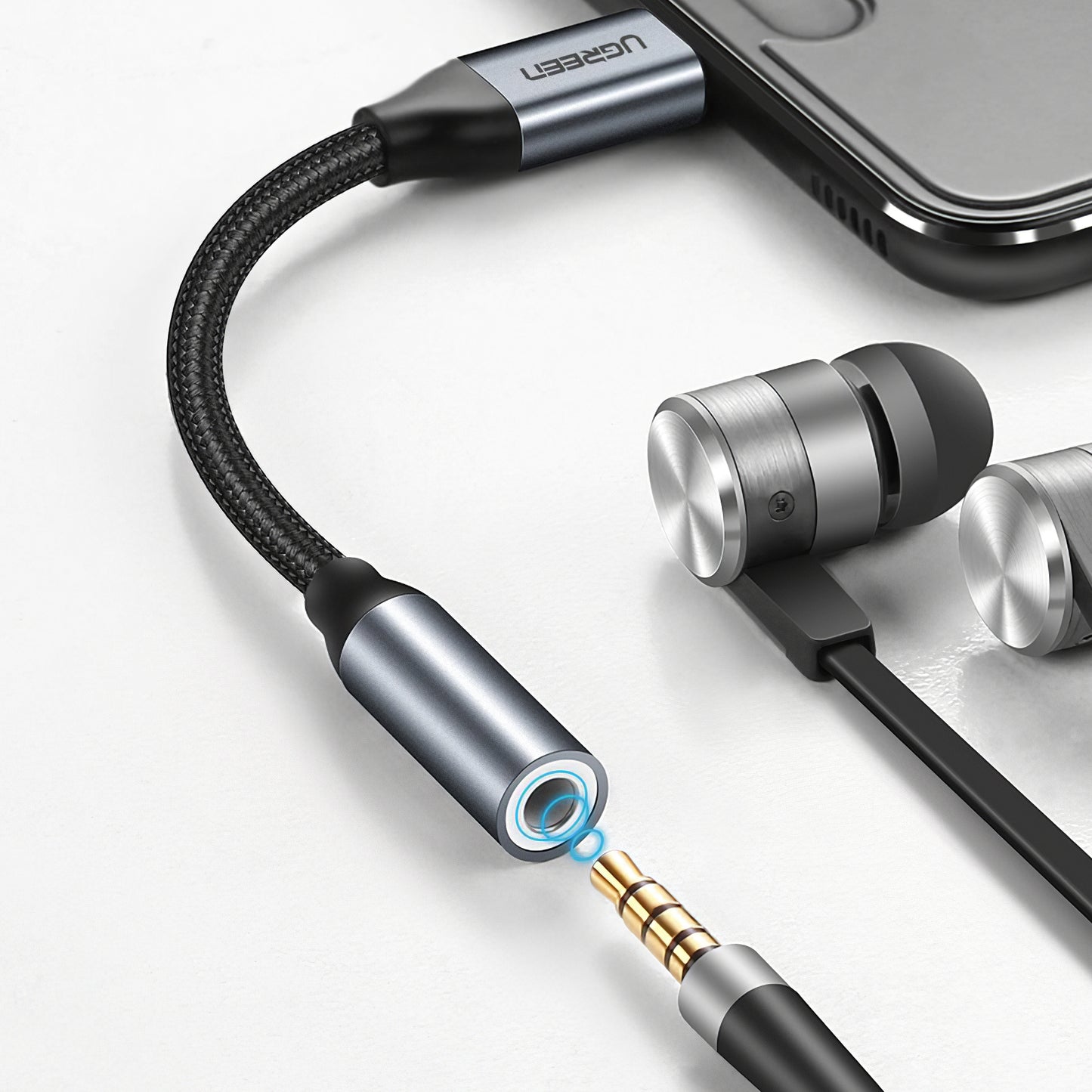 USB-C til 3.5mm lydadapter UGREEN AV142, Grå