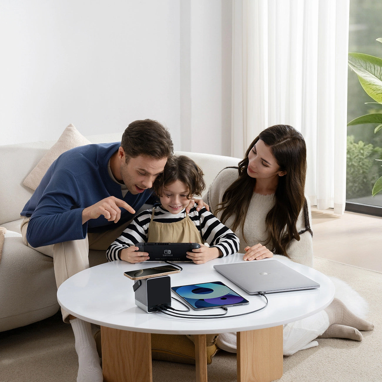 Cuktech Ekstern Batteri, 40000mAh, 300W, QC + PD + FQI, 1 x QI - 2 x USB-A - 2 x USB-C, Svart