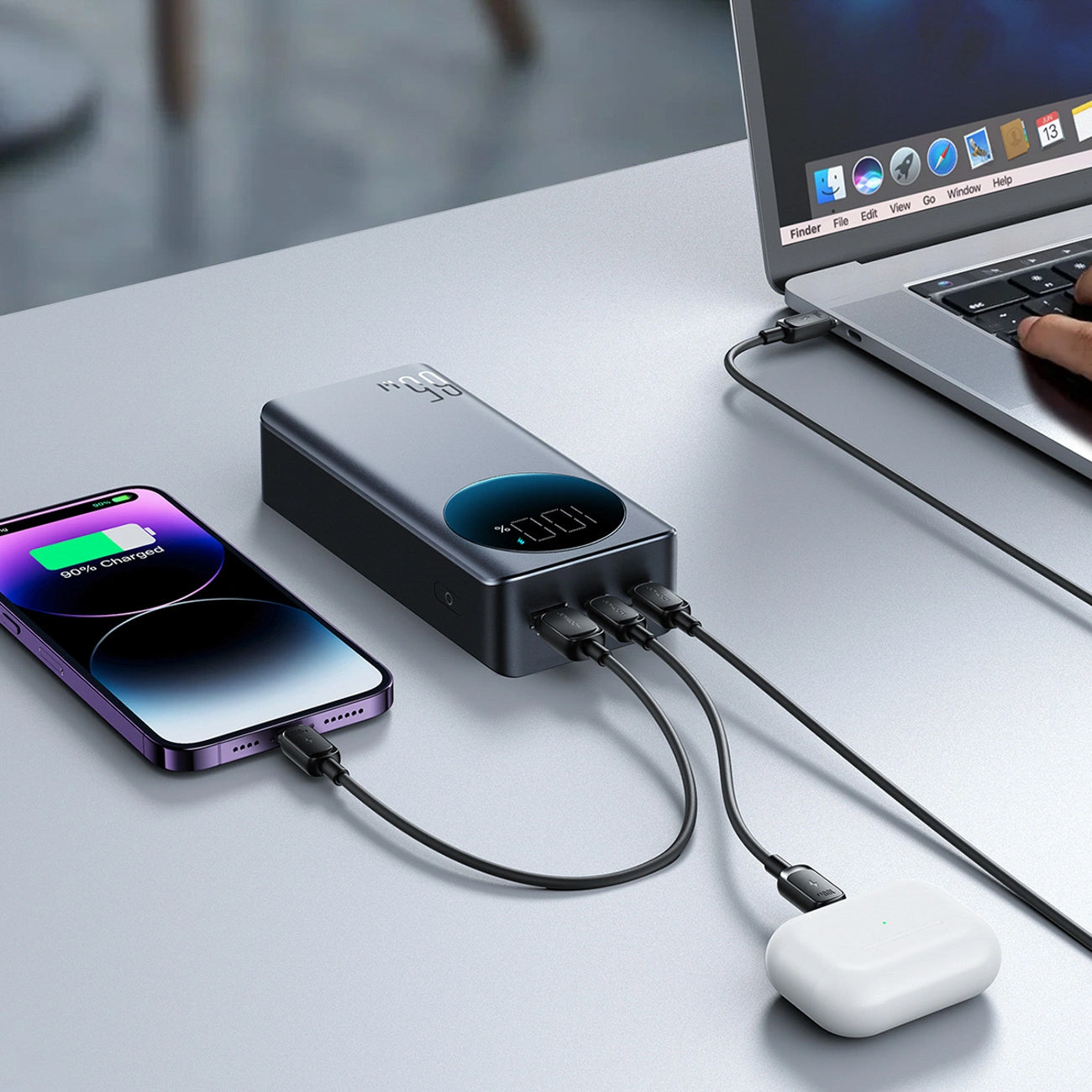 Joyroom JR-PBF05 Pro Ekstern Batteri, 30000mAh, 65W, QC + PD, 1 x USB-A - 2 x USB-C, Svart