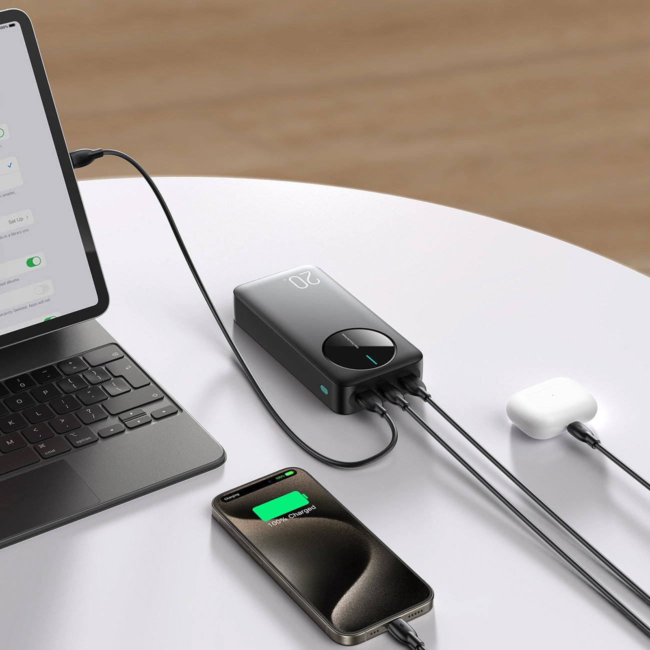 Ekstern batteri Joyroom JR-PBF14, 20000mAh, 12W, 1 x USB-C - 2 x USB-A, Svart