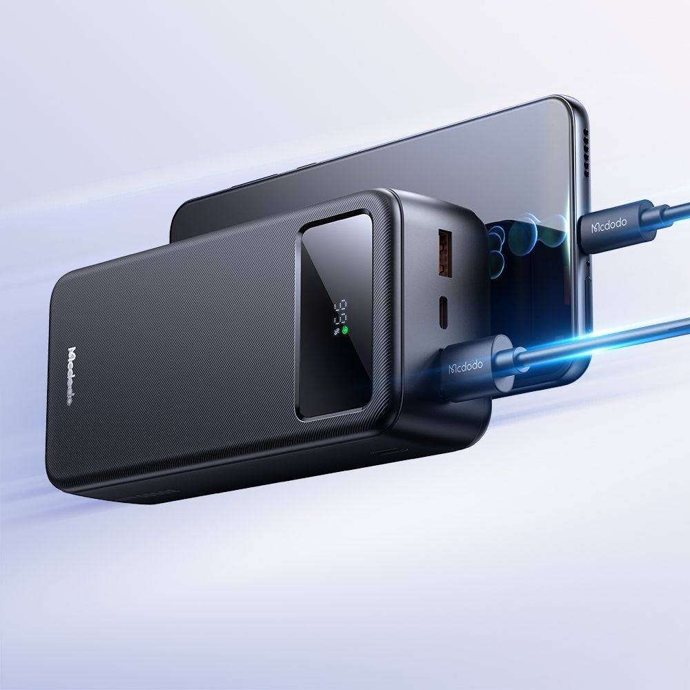 Ekstern batteri McDodo MC-4240, 30000mAh, 22.5W, QC + PD, 2 x USB-A - 1 x USB-C, Svart