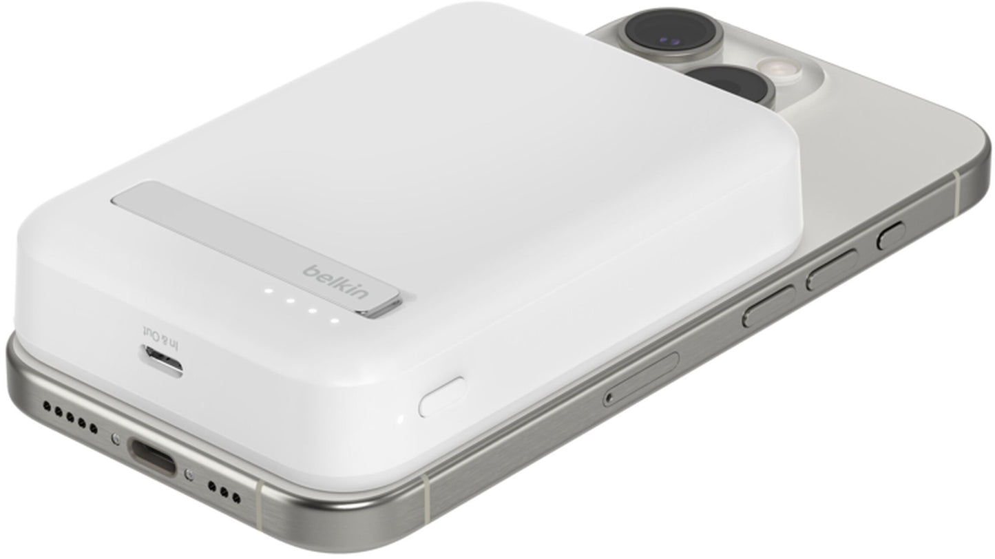 Trådløs ekstern batteripakke Belkin BoostCharge Pro med støtte, 10000mAh, 15W, FQI, 1 x QI - 1 x USB-C, hvit BPD008btWH