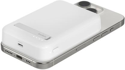 Trådløs ekstern batteripakke Belkin BoostCharge Pro med støtte, 10000mAh, 15W, FQI, 1 x QI - 1 x USB-C, hvit BPD008btWH