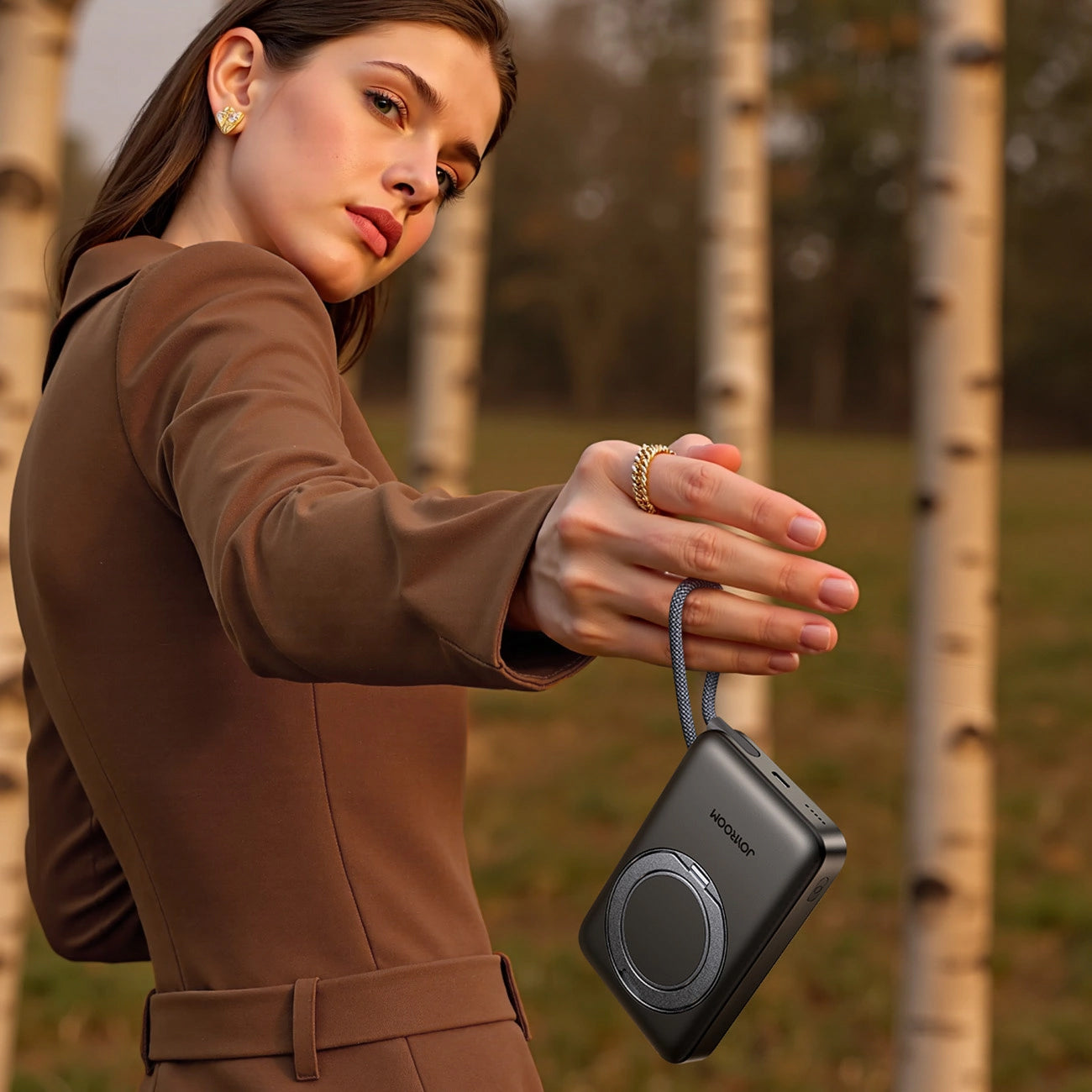 Ekstern trådløs batteri Joyroom JR-PBM02, 10000mAh, 22.5W, PD + FQI, 1 x QI - 2 x USB-C, Svart