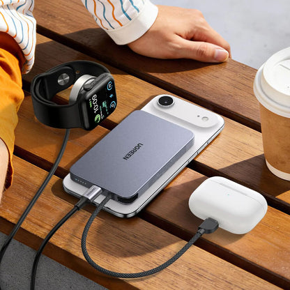 UGREEN PB570 trådløs powerbank (65839B), 10 000 mAh, 30 W, PD + FQI, 1 x Qi – 2 x USB-C, blå