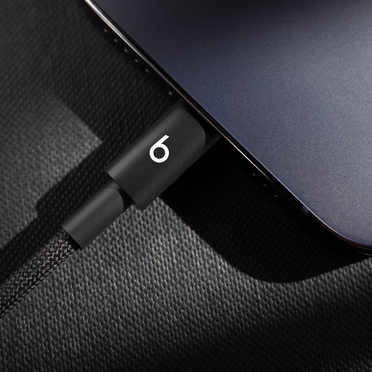 USB-C - Lightning Beats lade- og datakabel, 1.5m, Svart MDGK4ZM/A