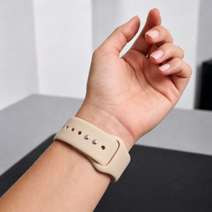 Tech-Protect silikonrem for Apple Watch 49mm / 46mm / 45mm / 44mm-serien, beige
