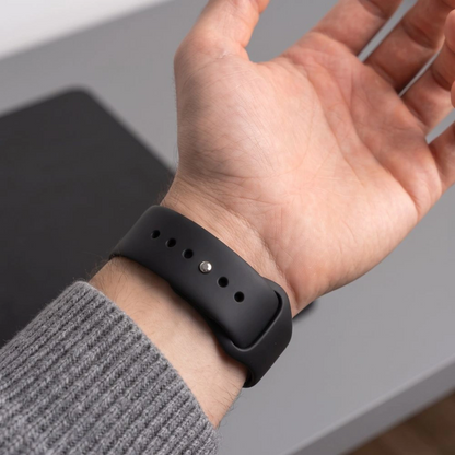 Tech-Protect silikonrem for Apple Watch 49mm / 46mm / 45mm / 44mm-serien, svart