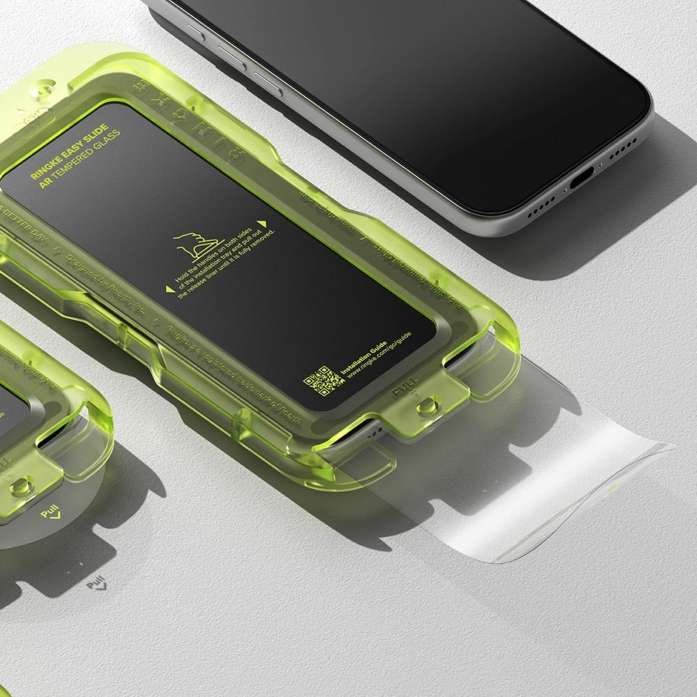Ringke Easy Slide AR skjermbeskyttelse for Apple iPhone 17 Pro, Herdet glass, Full lim, 2.5D, Svart, Reseglet