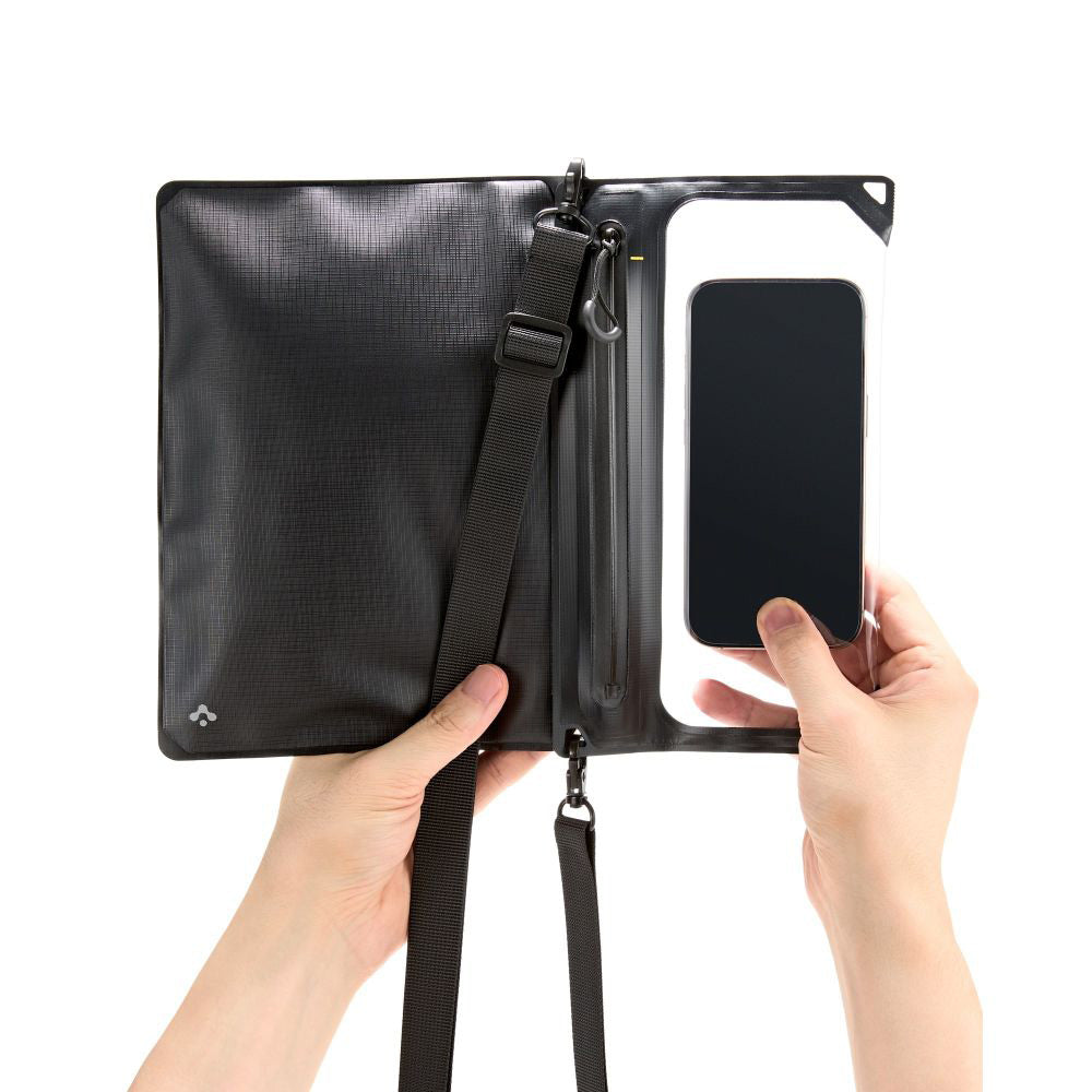 Vanntett universell veske og deksel Spigen Crossbag, svart AMP09746