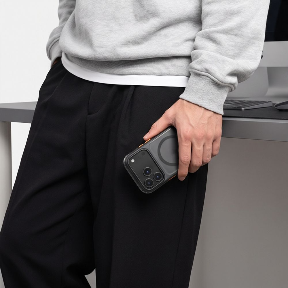 MagSafe-deksel til Apple iPhone 18 Pro Max / 17 Pro Max, Tech-Protect, MagAir CC, matt svart
