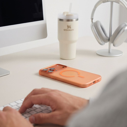 MagSafe-deksel for Apple iPhone 18 Pro Max / 17 Pro Max, Tech-Protect, MagZero, Matt Oransje