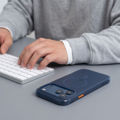 MagSafe-deksel for Apple iPhone 18 Pro / 17 Pro, Tech-Protect, MagAir CC, Matt Marineblå