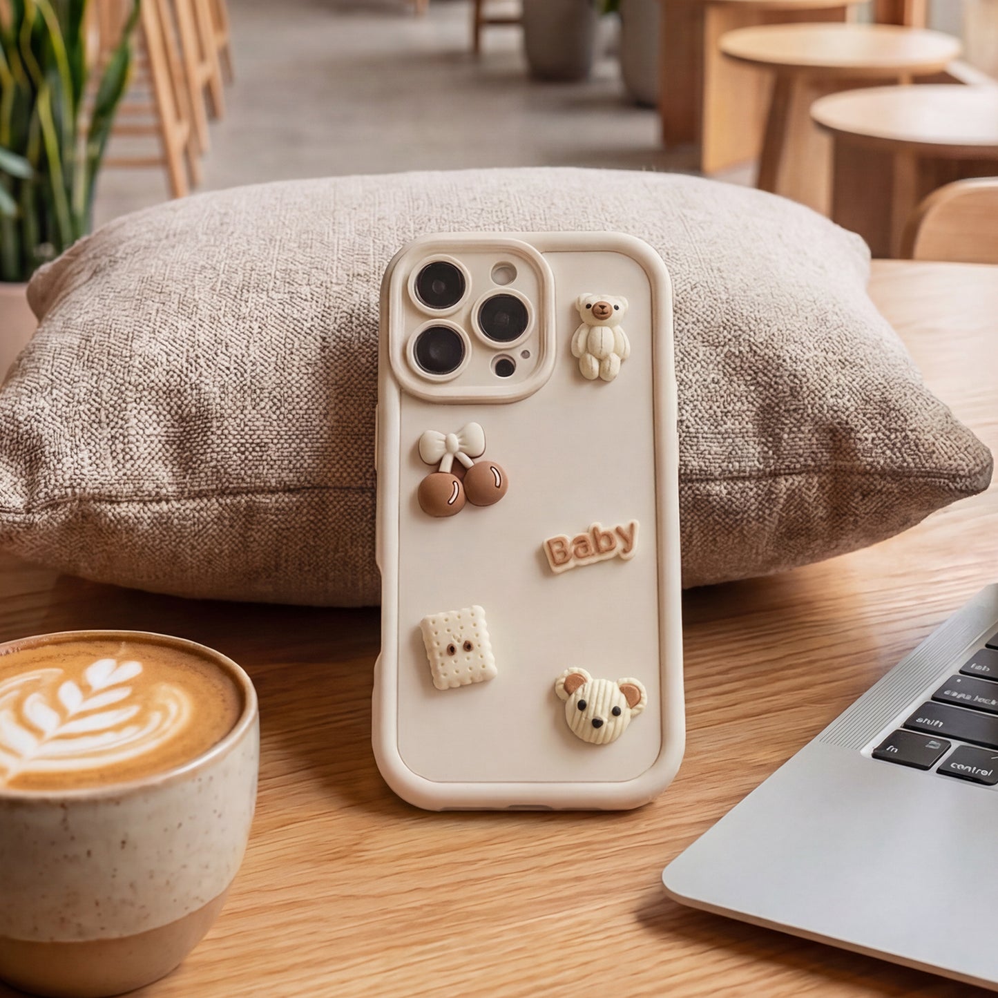 Deksel for Apple iPhone 16 Pro, OEM, Ultra Trendy 3D Bear, Beige