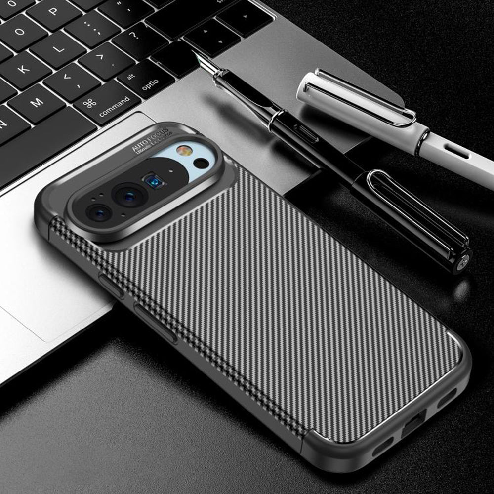 Deksel for Google Pixel 10 Pro / 10, Techsuit, CarbonFiber, Svart