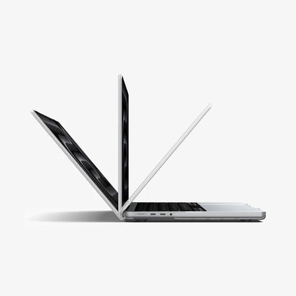 Spigen Airskin deksel for Apple MacBook Pro 16 tommer (2026) / (2024) / (2023) / (2021), Satinert Transparent ACS11526