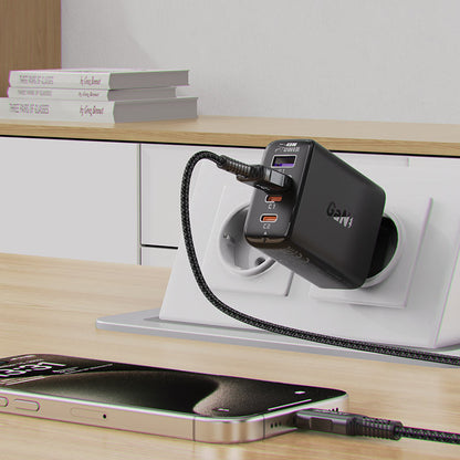 Acefast A61 nettadapter, 45W, 3A, 2 x USB-A - 2 x USB-C, svart