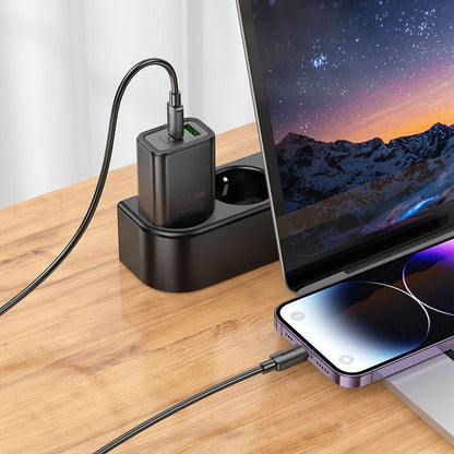 Nettlader med Lightning-kabel HOCO N63, 30W, 3A, 1 x USB-A - 1 x USB-C, Svart