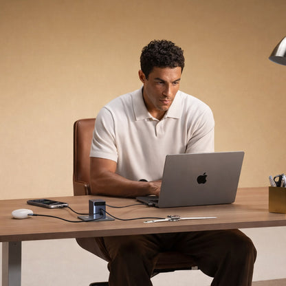 Nettlader med USB-C-kabel UGREEN X616 (65828), 100W, 5A, 1 x USB-A - 3 x USB-C, Grå