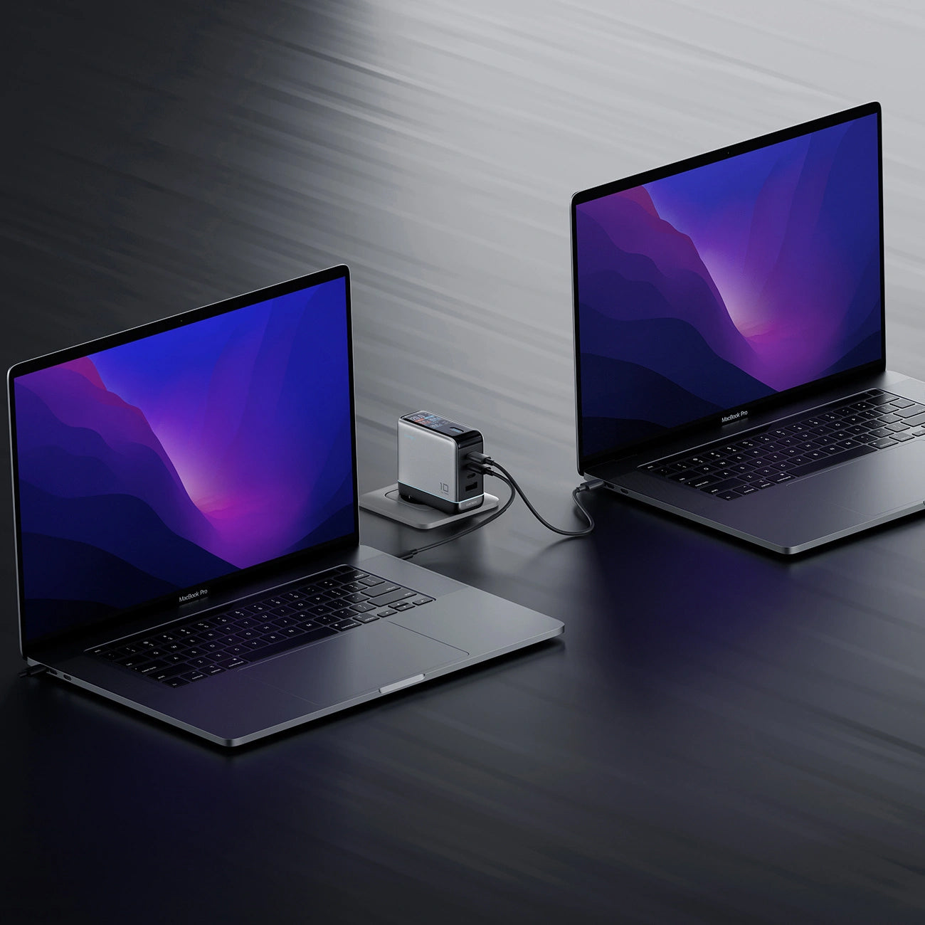 Nettlader med USB-C-kabel Cuktech AD1204U Display, 120W, 6A, 1 x USB-A - 2 x USB-C, Sølv