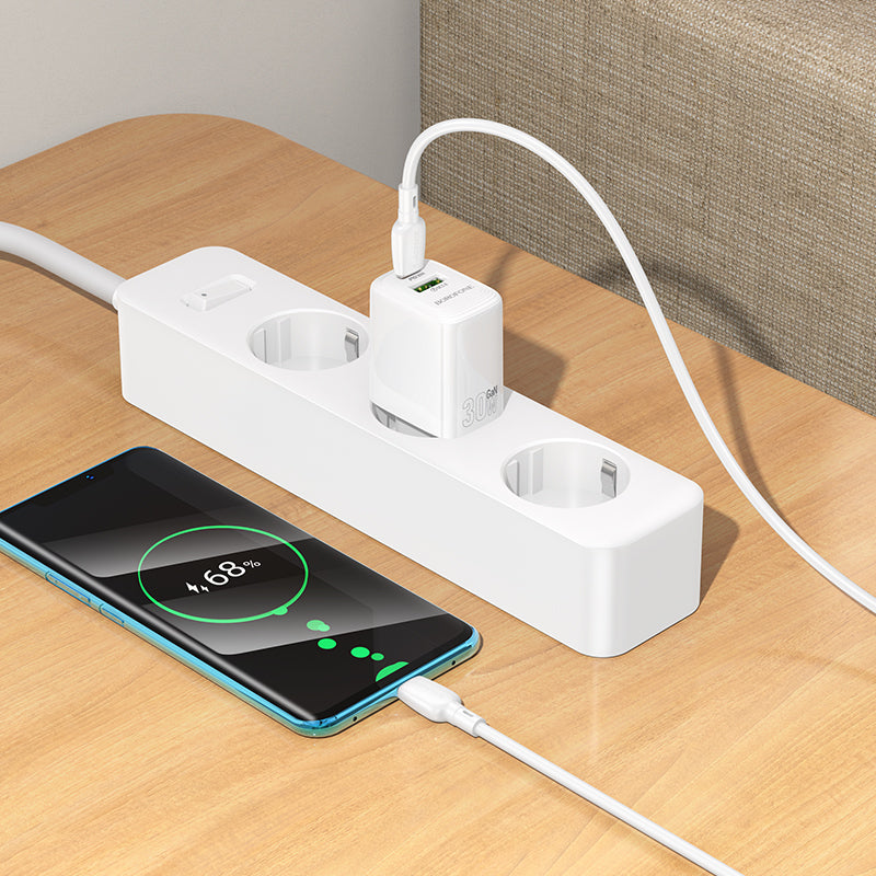 Nettlader med USB-C-kabel Borofone BN29 Fuente, 30W, 3A, 1 x USB-A - 1 x USB-C, Hvit