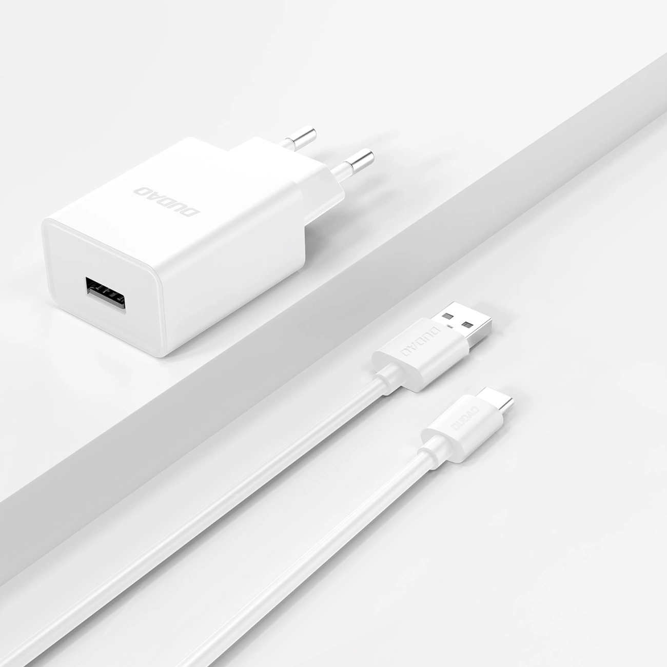 Nettlader med USB-C-kabel Dudao A4EU, 10W, 2.1A, 1 x USB-A, Hvit