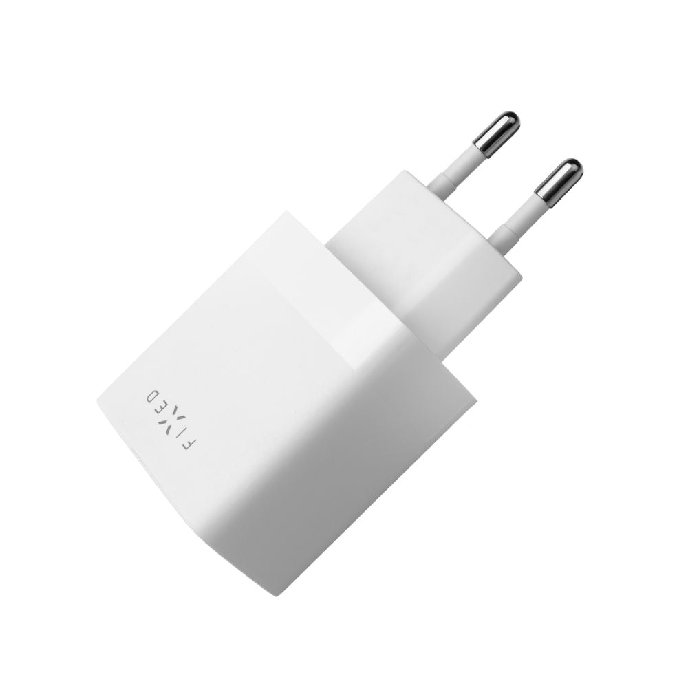 Nettlader med USB-C-kabel Fixed, 17W, 3A, 2 x USB-A, Hvit