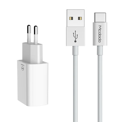 Nettlader med USB-C-kabel McDodo CH-6721 Tilbud, 12W, 2.4A, 2 x USB-A, Hvit
