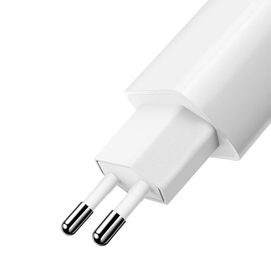 Nettlader med USB-C-kabel McDodo CH-6721 Tilbud, 12W, 2.4A, 2 x USB-A, Hvit