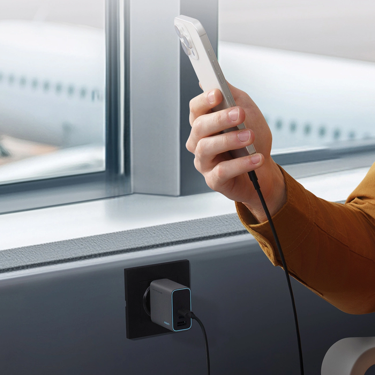 Cuktech Nettlader, 65W, 3A, 1 x USB-A - 2 x USB-C, Grå CUKAD653EUGR