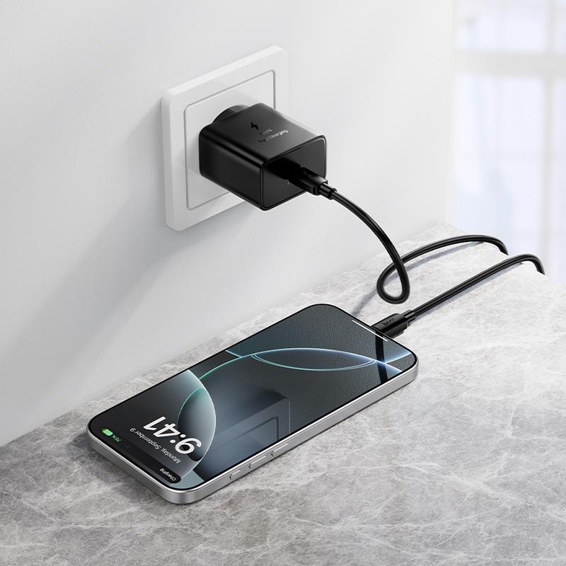 HOCO N77 Nettlader, 45W, 3A, 1 x USB-C, Svart