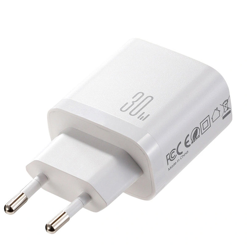 Joyroom JR-TG6 nettadapter, 30W, 3A, 1 x Lightning - 1 x USB-A - 1 x USB-C, hvit