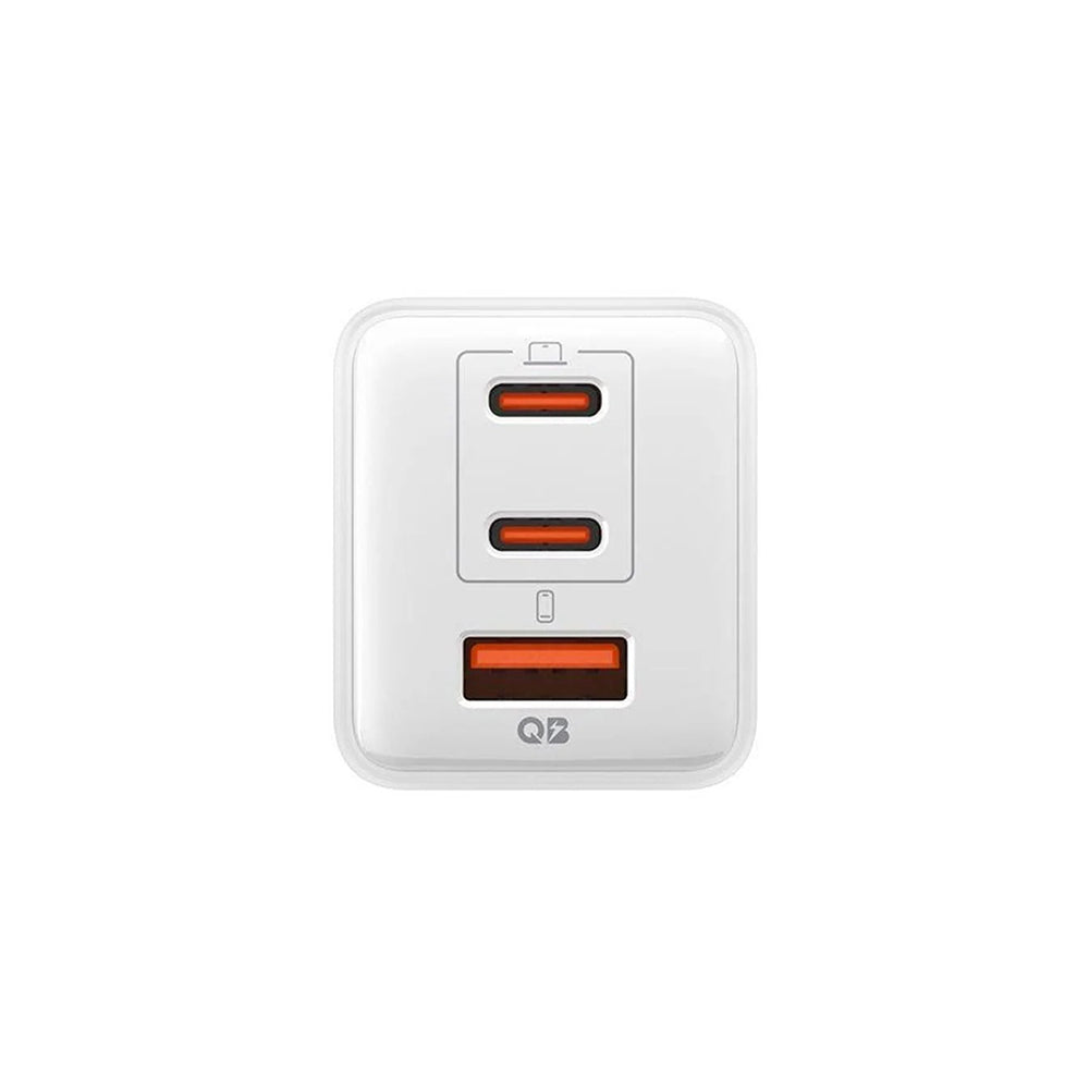 Spigen EE473EU Essential Nettlader, 47W, 3A, 1 x USB-A - 2 x USB-C, Hvit ACH09464