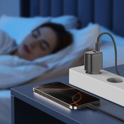 Nettlader Tech-Protect NCA45W, 45W, 3A, 1 x USB-A - 1 x USB-C, Svart