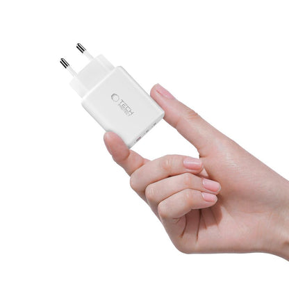 Nettlader Tech-Protect NCA65W, 65W, 3A, 1 x USB-A - 2 x USB-C, Hvit