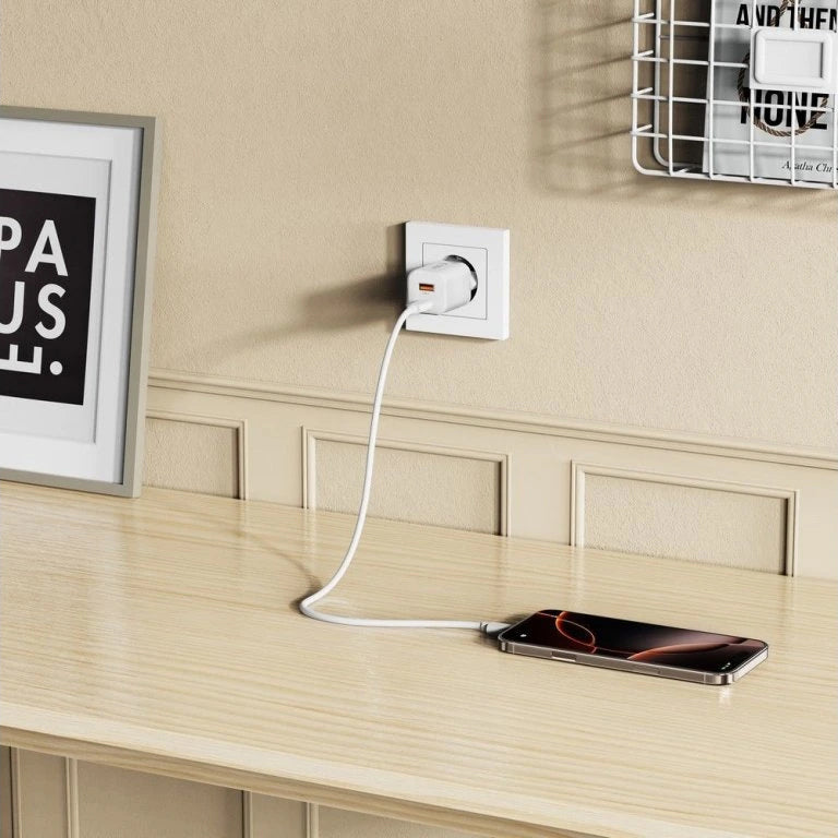 Nettlader Tech-Protect NCM33W, 33W, 3A, 1 x USB-A - 1 x USB-C, Hvit