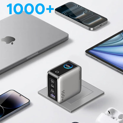 UGREEN Nexode Pro X772 (95942B) nettverkslader med display, 100 W, 5 A, 1 x USB-A – 3 x USB-C, grå