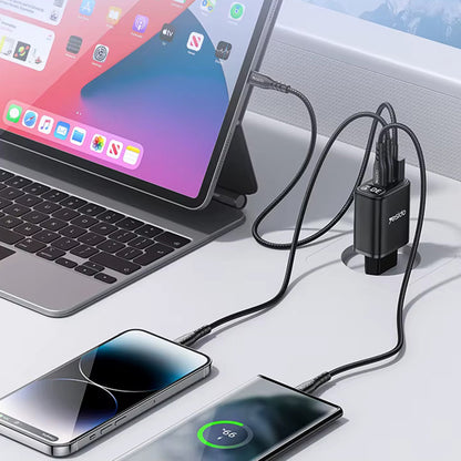 Yesido YC69 Display Nettlader, 30W, 3A, 1 x USB-A - 2 x USB-C, Svart