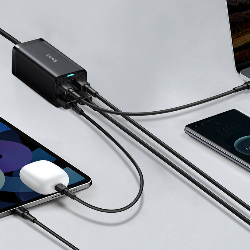 USB-C Baseus GaN3 Pro ladestasjon, 100W, 5A, 2 x USB-A - 2 x USB-C, Svart, Reseglet CCGP000101