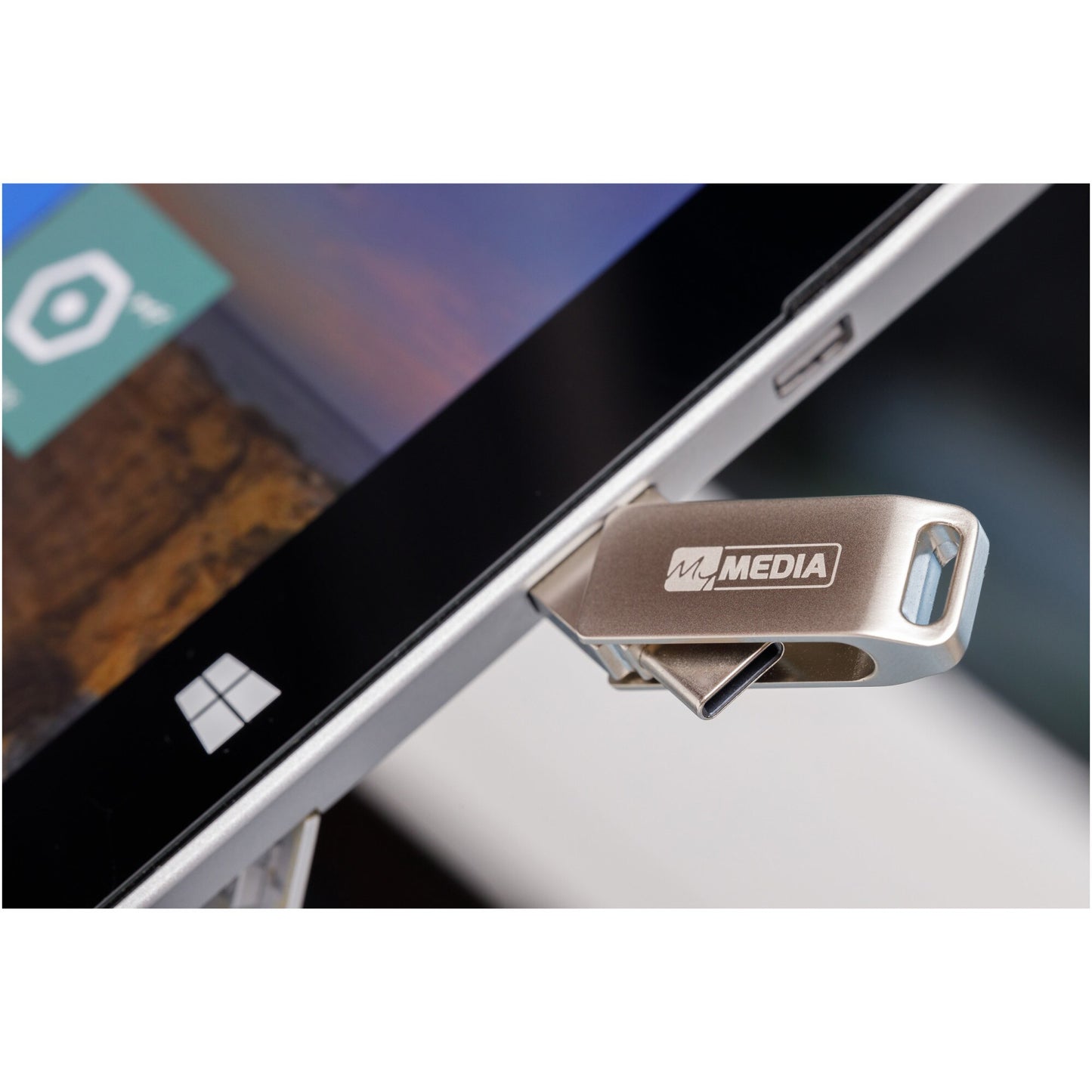Ekstern USB-A-minne Verbatim MyDual, 32GB